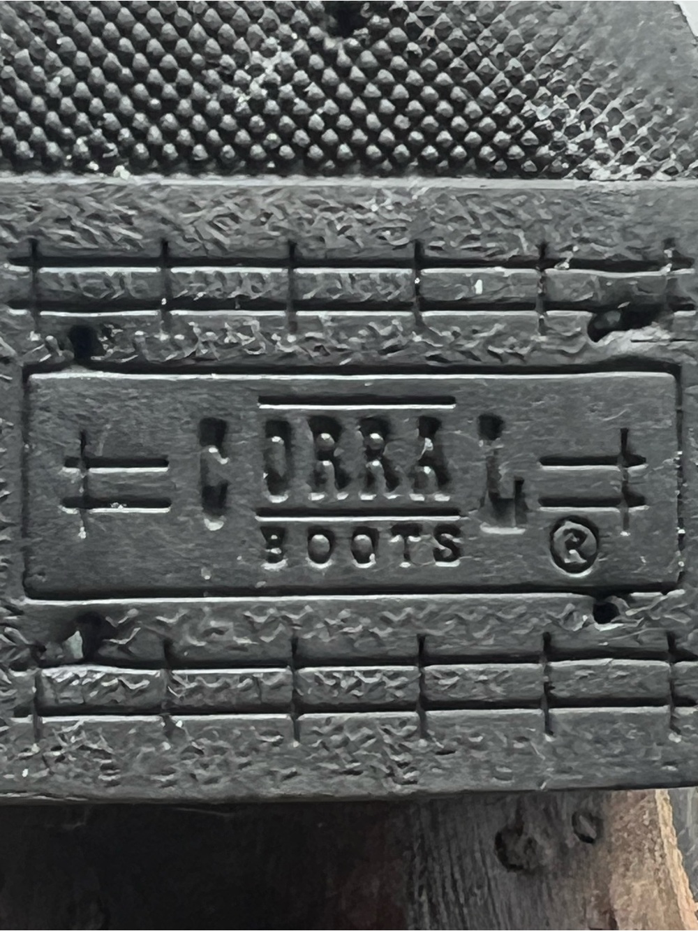 Corral Vintage Embroidered Western Boots - Picture 10 of 10